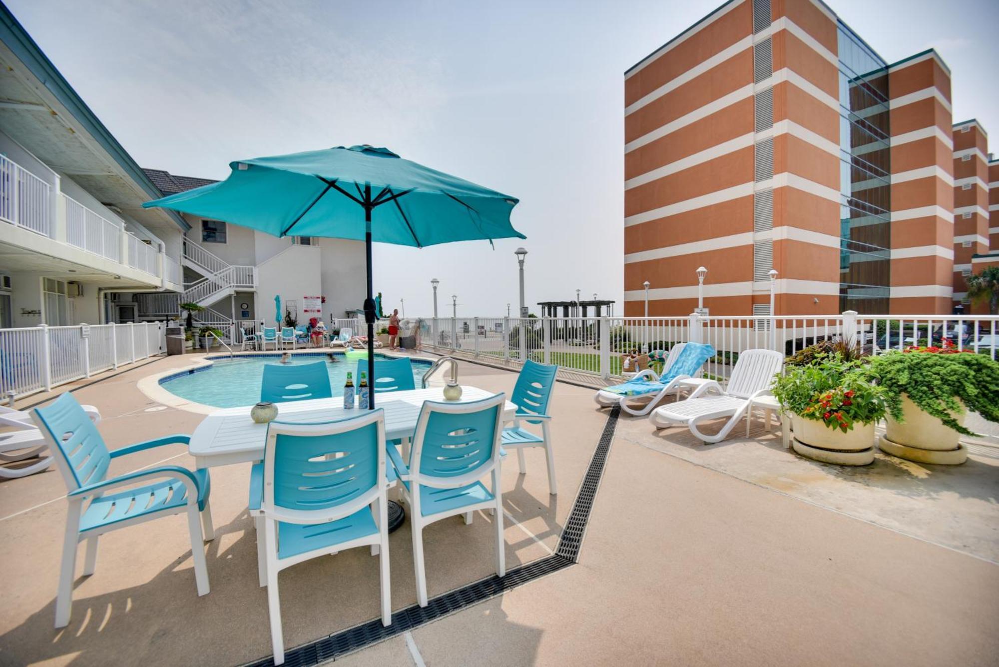 Chic Virginia Beach Retreat - Pool, Steps To Beach Buitenkant foto